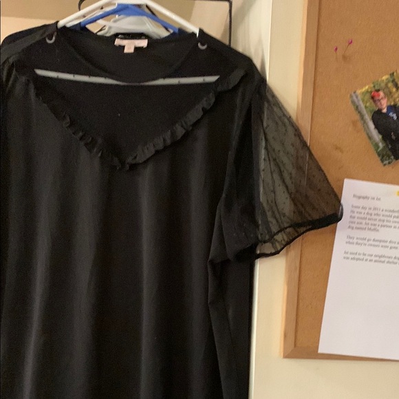 Como Vintage Black Flutter Sleeve Blouse. 2X - Picture 3 of 8